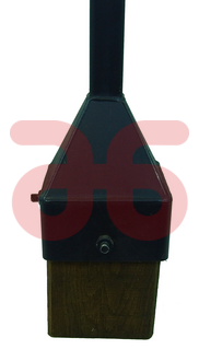 Grondstamper met houten klos